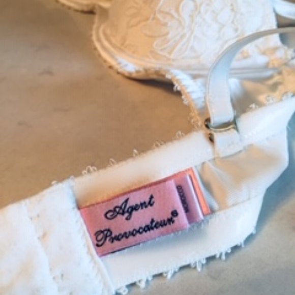 Agent Provocateur 32B Satin Lace Strapless Pushup Bra - Picture 5 of 8